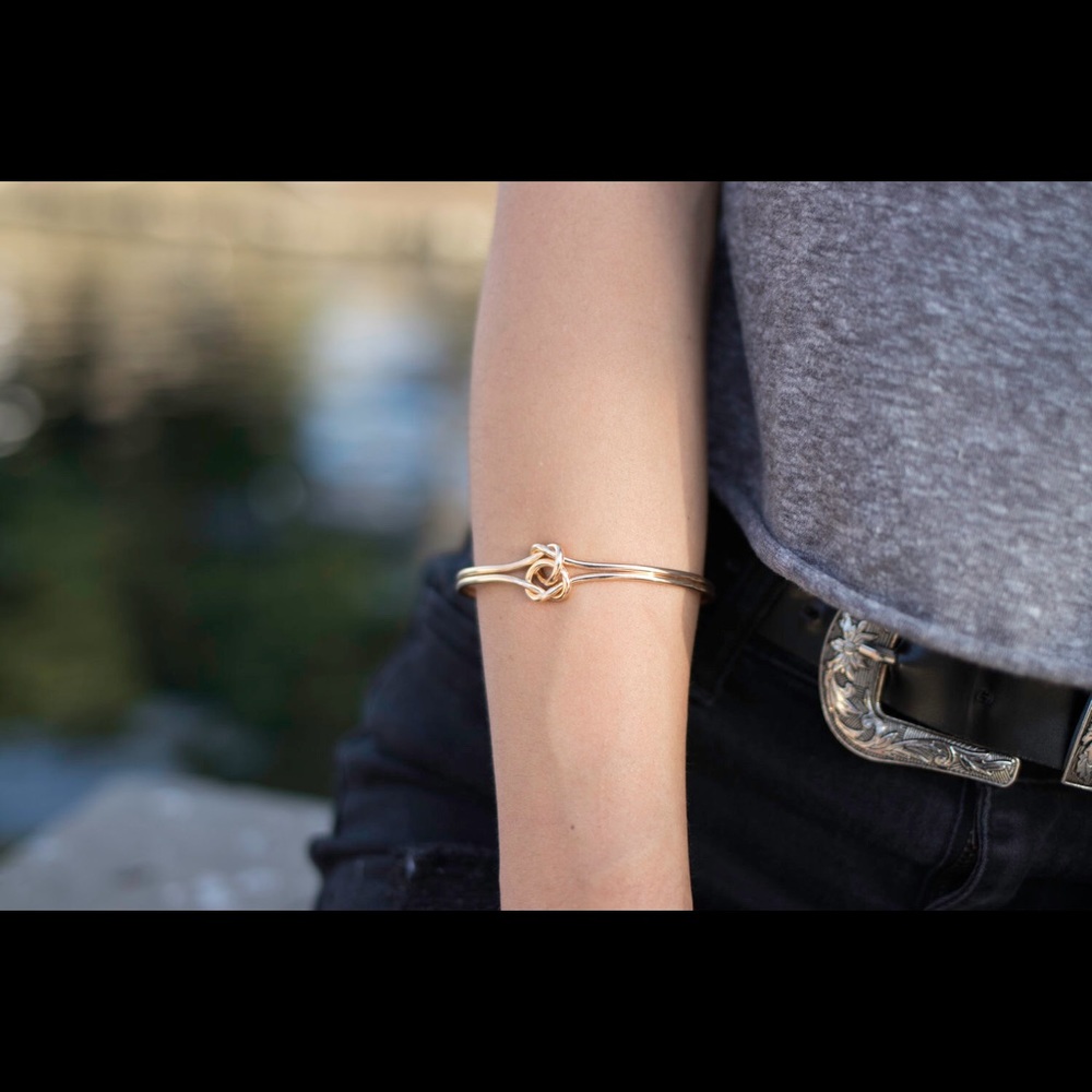 Double Knot Bracelet